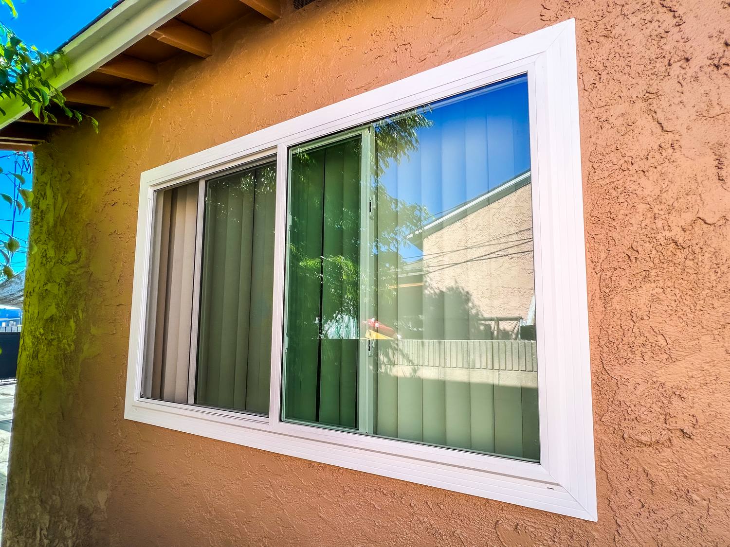 Window Replacement & Tex-Cote Paint Job in Montebello, CA Window Replacement in Montebello, CA Window Replacement Window Replacement in Montebello, CA