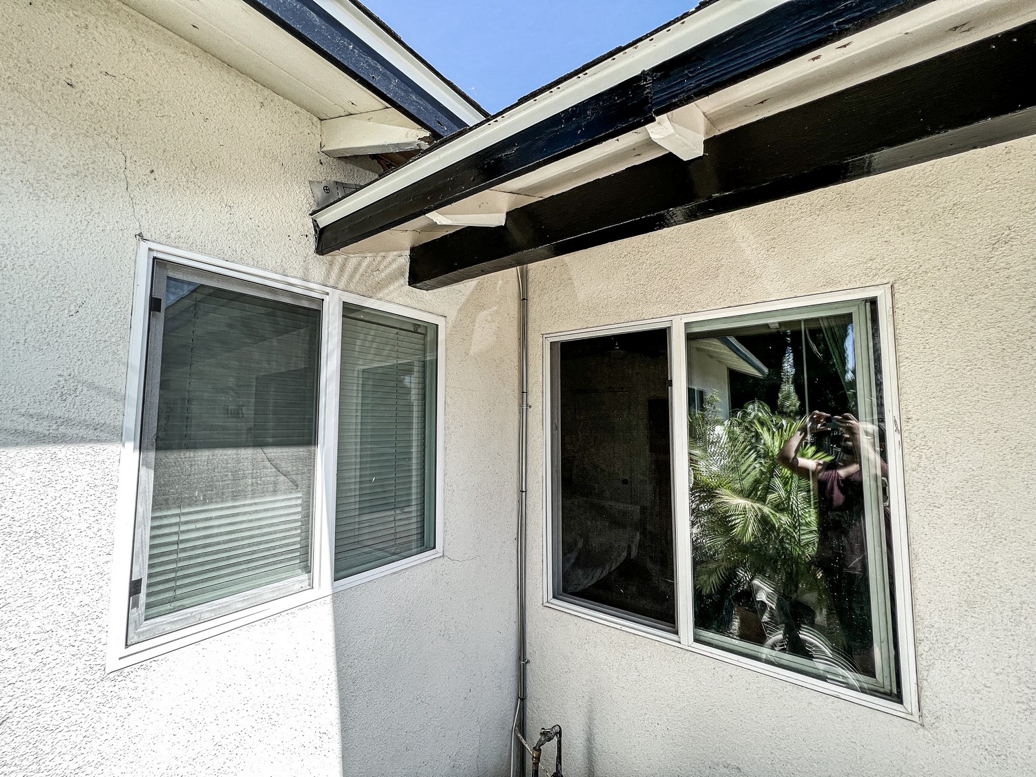 Window Replacement in Canoga Park, CA (Before)